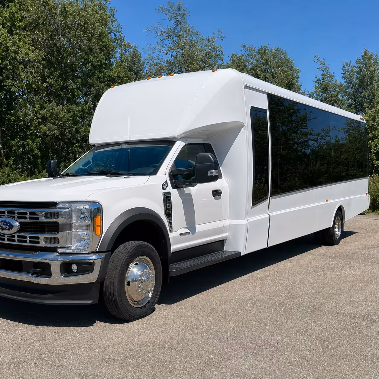 anchorage 15 passenger minibus rental