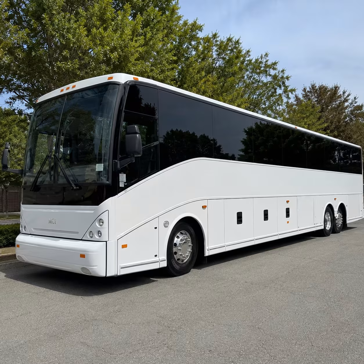 anchorage charter bus rentals for jber personnel shuttles