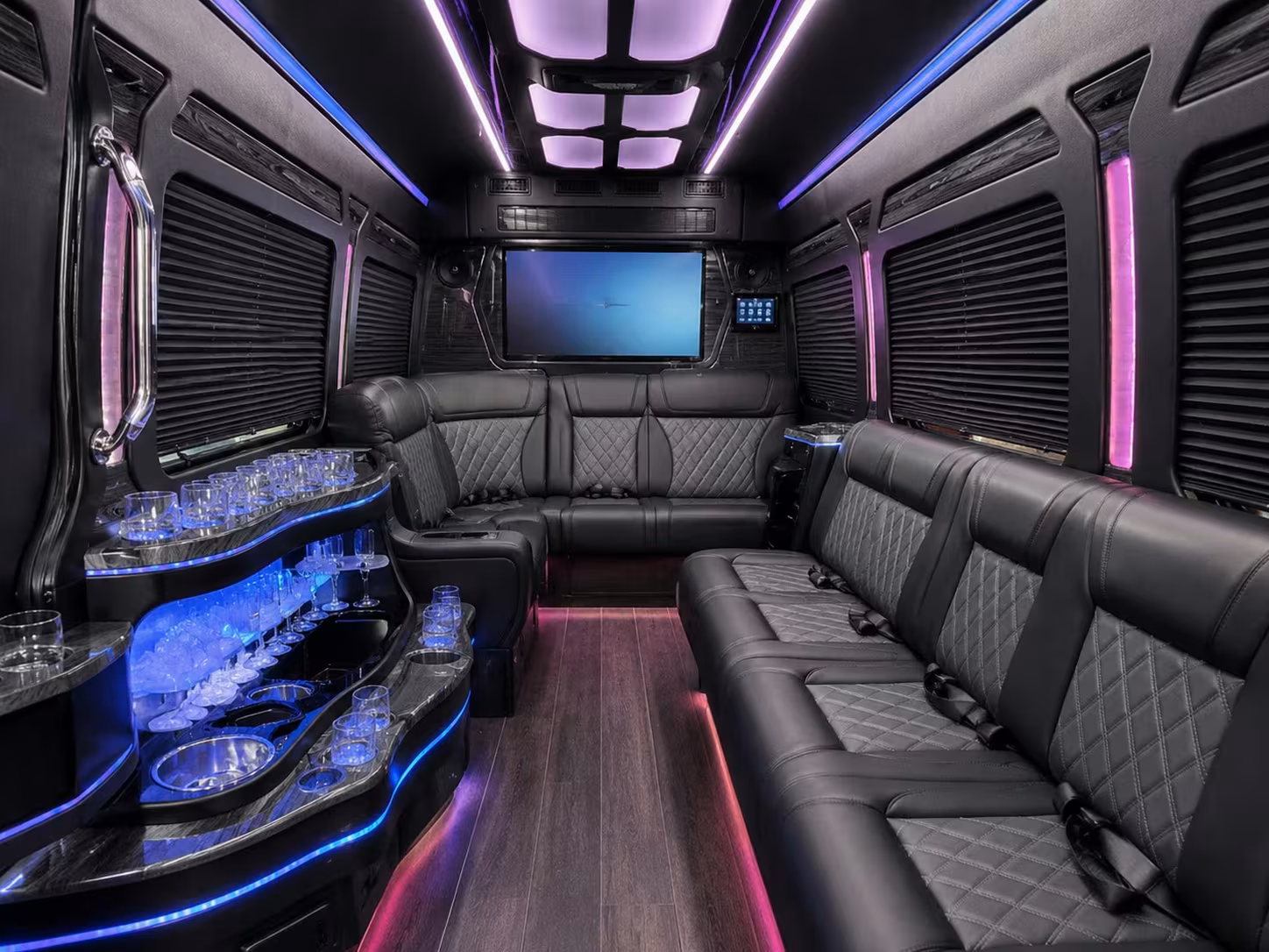 anchorage charter bus rentals for school field trips